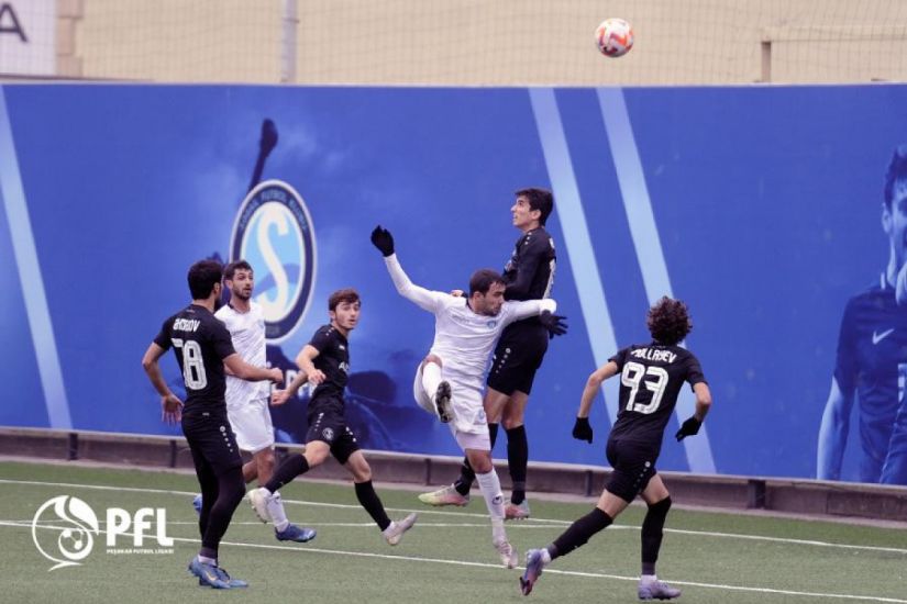 Azərbaycanda futbol klubunu daşıyan avtobus qəzaya uğrayıb -   YENİLƏNDİ
