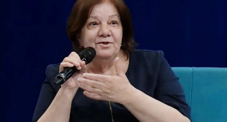 “Atam rəhmətə gedəndə sevgilisi gəlib anama dedi ki...” -     Əliağa Vahidin qızı