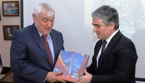 “Vətən müharibəsi tarixi. Şəxsiyyət faktoru” kitabının ingilis dilində nəşrinin təqdimatı olub -     FOTOLAR — foto 5