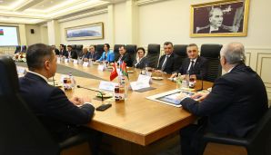 Vəkillər Kollegiyasının nümayəndə heyəti Türkiyə məhkəmə hakimiyyətinin rəhbər şəxsləri ilə görüşüb -       FOTO — foto 1