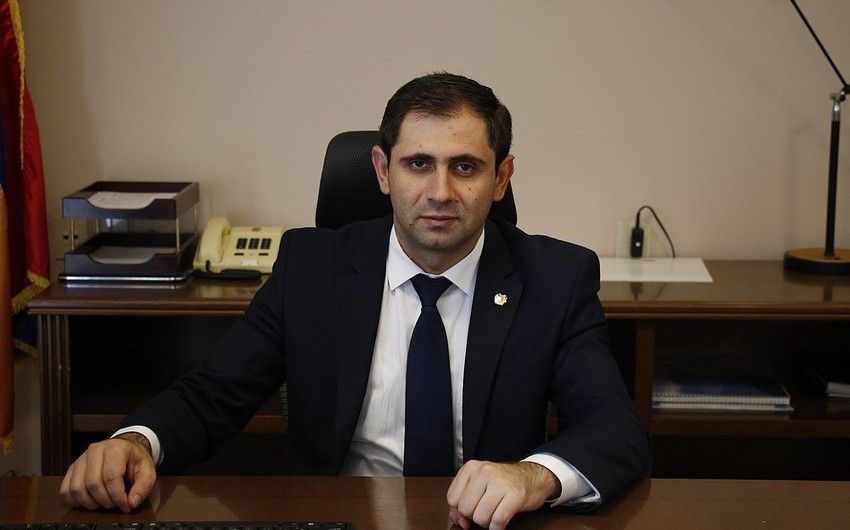 Ermənistanın müdafiə naziri: "Şeytanla da əməkdaşlığa hazırıq”