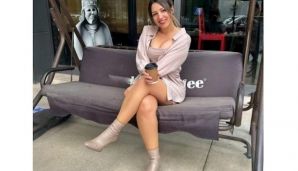 Açıq-saçıq geyimləri ilə dərs keçən Fidan müəllimə -         VİDEO — foto 1