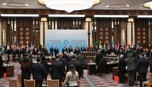 İlham Əliyev Ankarada TDT-nin Fövqəladə Zirvə görüşündə iştirak edib -   YENİLƏNDİ 2 — foto 1
