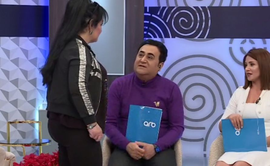 Elgizdən verilişə gələn qadına: "Vulqar görünürsən"