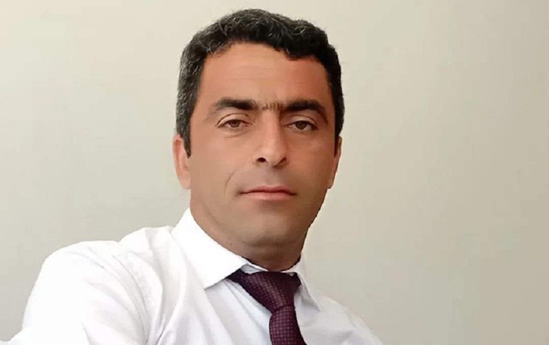 Qəzada ölən müəllim imiş...