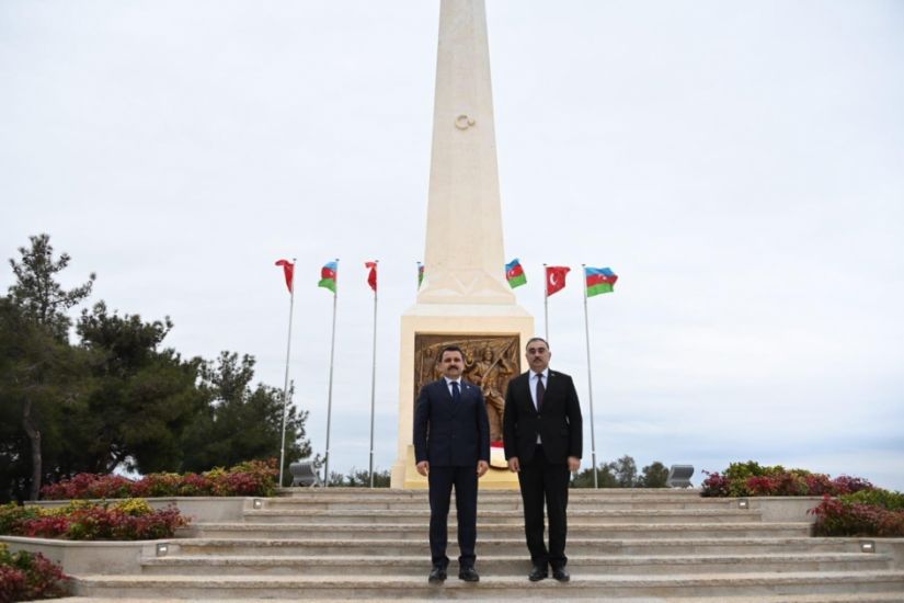 Çanaqqalada Azərbaycan şəhidlərinin xatirə abidəsi ucaldıldı