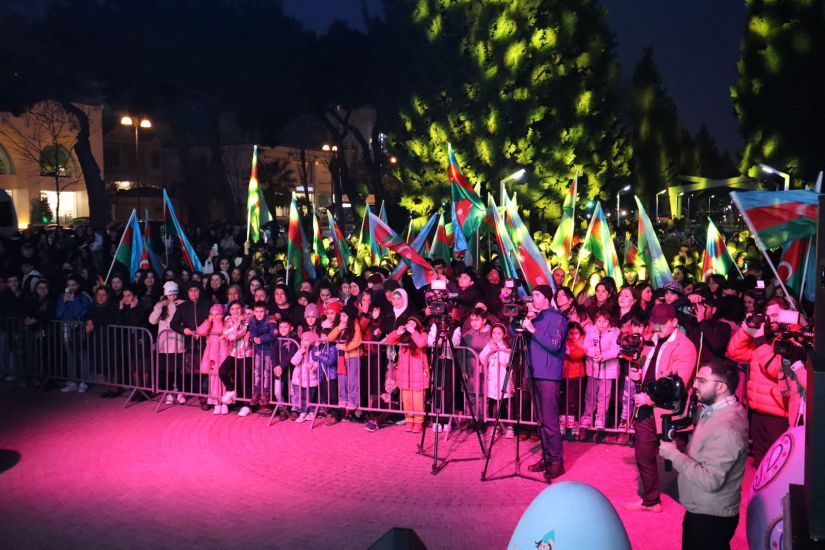 Nərimanov rayonunda Novruz bayramı coşqusu -       FOTOLAR