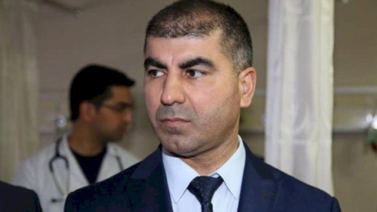 Azər Zeynalov həmin pulları Vasif Talıbova çatdırırmış...