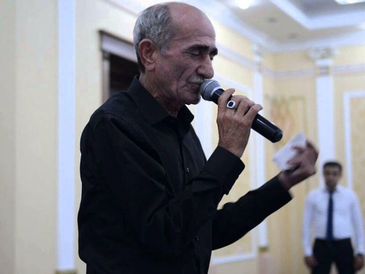 Oğlu cinsini dəyişdi, səsi batdı, övladı yasına gəlmədi -       Həyat yoldaşı ondan niyə ayrıldı? - FOTO