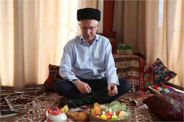 Səfirdən paylaşım: “Novruz şirniyyatlarının dadına baxdım, bəh-bəh..." -     VİDEO