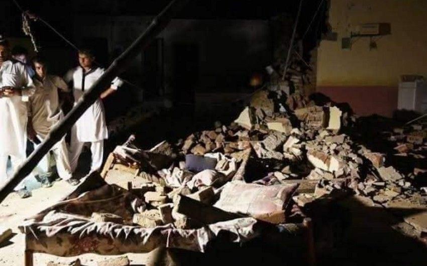 Pakistan və Əfqanıstanda zəlzələ nəticəsində ölənlərin sayı açıqlandı