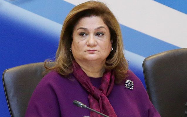 Hicran Hüseynova 10 minlik çantasından DANIŞDI:     “Çindən gətirtmişəm...” - FOTO