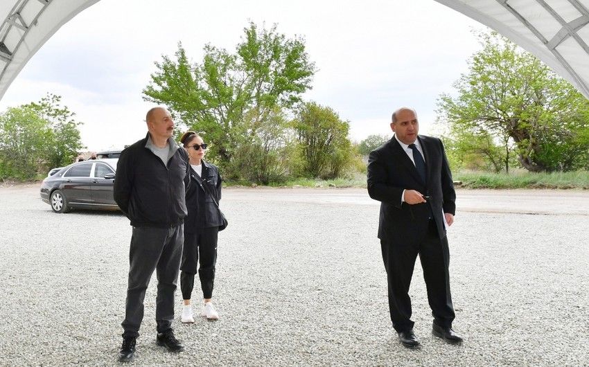 İlham Əliyev və Mehriban Əliyeva Ağdamda inzibati binanın təməlini qoyublar -   YENİLƏNDİ