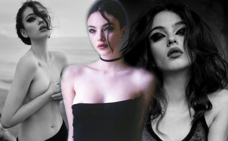 Monikanın 18 yaşlı qızından çılpaq     FOTOSESSİYA