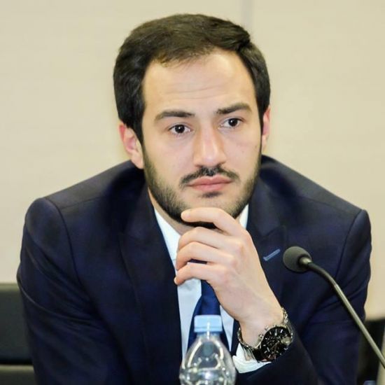 Uçot dərəcəsinin artırılması nə vəd edir? –     AMB-nin məngənəsi arasında ilişib qalan kiçik banklar lisenziyasını itirəcək