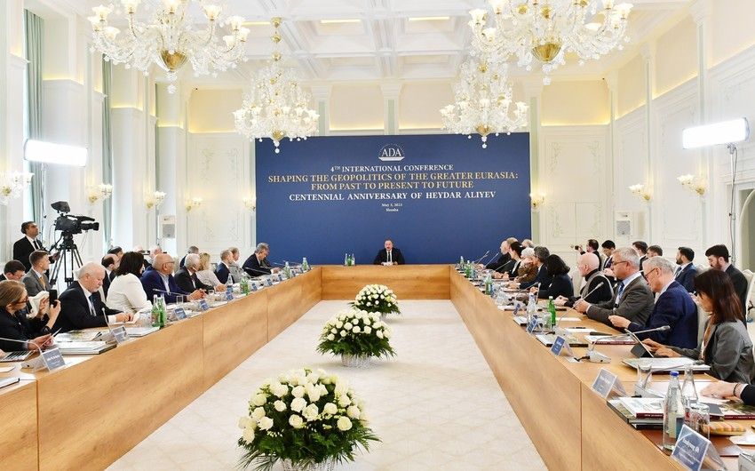 Prezident Şuşada “Böyük Avrasiya geosiyasətinin formalaşması: keçmişdən bu günə və gələcəyə” mövzusunda beynəlxalq konfransda iştirak edib -       FOTO - VİDEO - YENİLƏNDİ - 2
