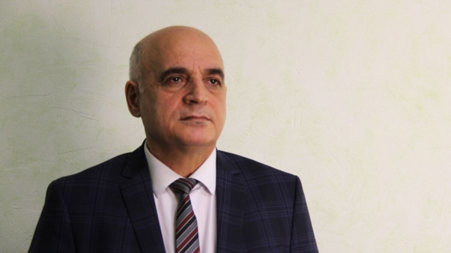 Vahid Məhərrəmli: “İnam Kərimov quzu ilə şəkil çəkdirmişdi, indiki nazir də barama qurdunun toxumu ilə, peşəkar deyil”