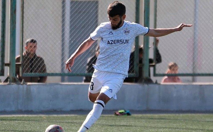 Azərbaycanda məşhur futbolçunun məşqin əvvəlində isinmə hərəkətləri zamanı ürəyi dayandı