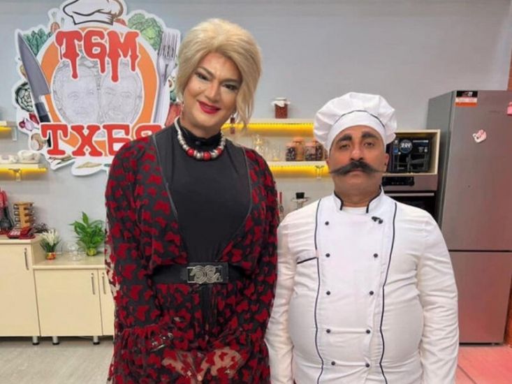 Coşqunla Rafaelin verilişi     BAĞLANDI