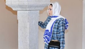 Prezidenti İlham Əliyev və birinci xanım Mehriban Əliyeva Şuşada Mehmandarovların malikanə kompleksinin açılışında iştirak ediblər -     FOTOLAR — foto 2