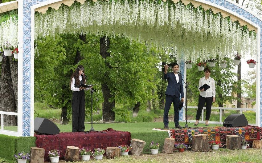 “Xarıbülbül” Beynəlxalq Musiqi Festivalı başladı