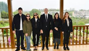 Prezidentin ailəsi ilə Şuşadan         FOTOLARI — foto 1