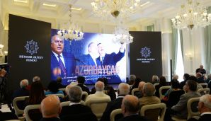Şuşada Ulu Öndər Heydər Əliyevin 100 illiyi münasibətilə film nümayiş olundu -     FOTOLAR — foto 15