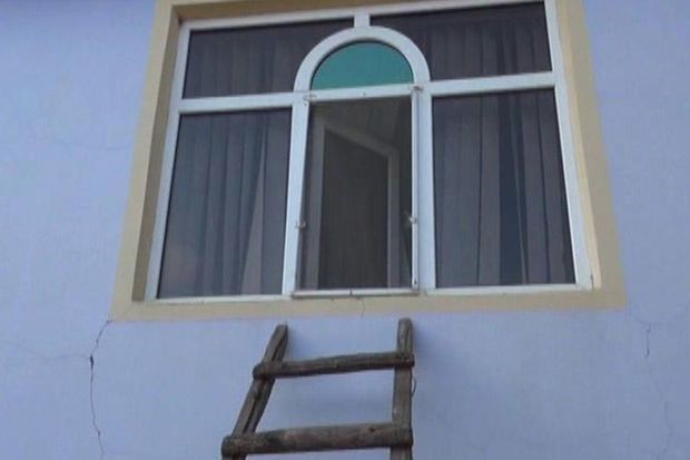 Bakıda FACİƏ:     68 yaşlı kişi nərdivandan yıxılıb öldü