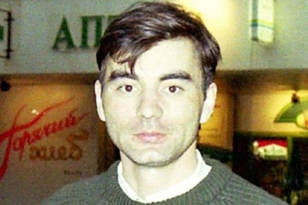 İslam Kərimovun oğlu həyat yoldaşını döydü