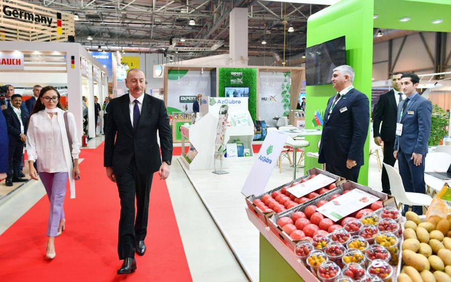 Prezident və birinci xanım XVI “Caspian Agro” və XXVIII “İnterFood Azerbaijan” sərgiləri ilə tanış olublar -     YENİLƏNDİ
