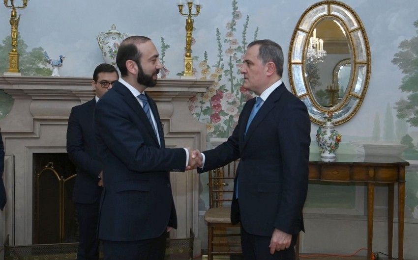 Azərbaycan və Ermənistan XİN başçıları müzakirələri davam etdirmək barədə razılığa gəldi