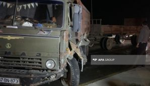 Bakıda minik maşını “KamAZ”la toquşub, 5 nəfər xəsarət alıb -       FOTO — foto 1