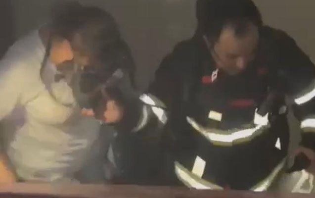 Bakıda çoxmərtəbəli yaşayış binasında yanğın -     17 nəfər təxliyə edildi - VİDEO
