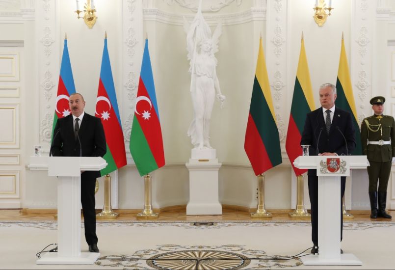 Prezident: Müasir infrastrukturumuz Azərbaycan ərazisindən keçən tranzit yüklərin həcminin ildən-ilə artmasına imkan yaradır