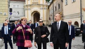 Azərbaycan Prezidenti İlham Əliyev və birinci xanım Mehriban Əliyeva Vilnüs Qədim şəhərini gəziblər -   FOTO — foto 7