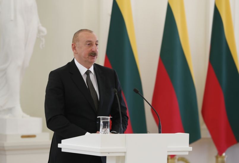 İlham Əliyev: Avropa İttifaqı-Azərbaycan əlaqələrinin inkişafı üçün göstərdiyi səylərə görə Litvaya təşəkkürümüzü bildiririk