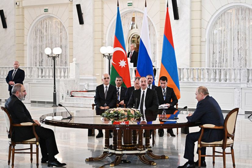 Moskvada Azərbaycan, Rusiya və Ermənistan liderlərinin üçtərəfli Zirvə görüşü olub -   YENİLƏNDİ