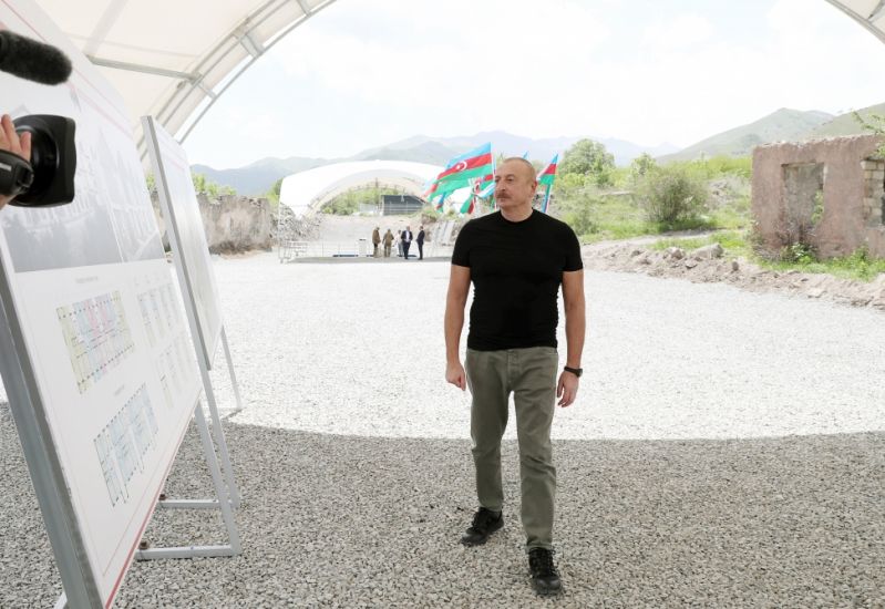 Kəlbəcər şəhərində ilk yaşayış məhəlləsinin təməli qoyulub