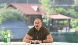 Prezident İlham Əliyev Laçın şəhərinə qayıdan əhali ilə görüşüb, evlərin açarlarını onlara təqdim edib -         ÇIXIŞIN TAM MƏTNİ — foto 1