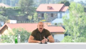 Prezident İlham Əliyev Laçın şəhərinə qayıdan əhali ilə görüşüb, evlərin açarlarını onlara təqdim edib -         ÇIXIŞIN TAM MƏTNİ — foto 2