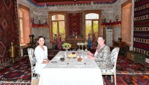 Azərbaycanın və İsrailin birinci xanımları Qala Arxeoloji-Etnoqrafik Muzey Kompleksində olublar  -   FOTOLAR — foto 8
