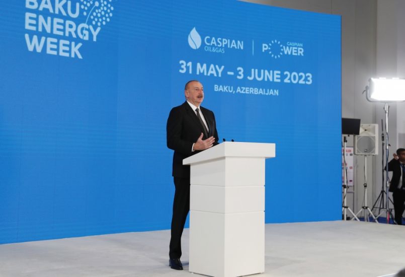 Prezident İlham Əliyev: Biz Bolqarıstan vasitəsilə digər ölkələrə də qaz nəqli imkanlarını nəzərdən keçiririk