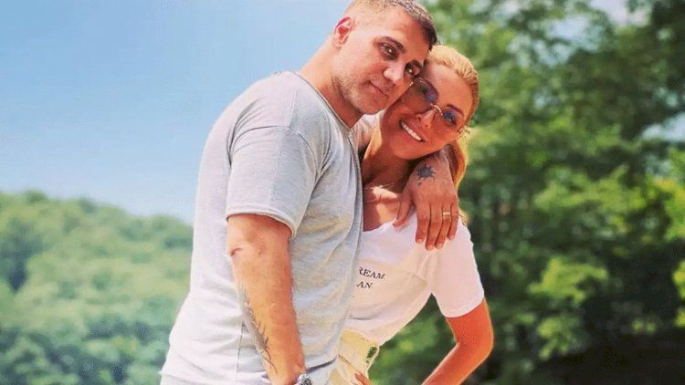Xoşqədəm Doğuşdan boşanmaq üçün 1 milyon istədi