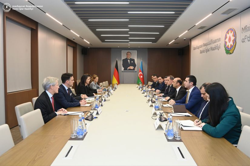 Azərbaycan və Almaniya XİN rəhbərlərinin geniş tərkibdə görüşü keçirildi