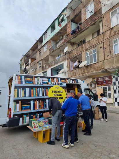Şahbaz Xuduoğlunun “Təkərli kitab” layihəsinə Mədəniyyət Nazirliyi tərəfindən icazə verilmədi