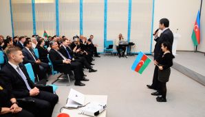 Naftalanda böyük sevinc -     Zəfər bayramı — foto 10