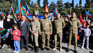 Naftalanda 8 Noyabr - Zəfər günü böyük coşqu ilə qeyd edilib -     FOTOLAR — foto 4