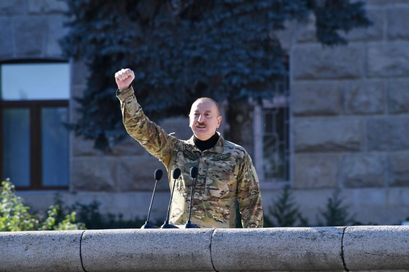 Prezident İlham Əliyev Xankəndidə hərbi paradda iştirak etdi -     YENİLƏNDİ - 2 - FOTO