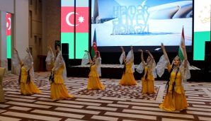 Tacikistanda Ümummilli Liderin 100 illik yubileyi və Zəfər Günü qeyd olunub -   FOTOLAR — foto 8