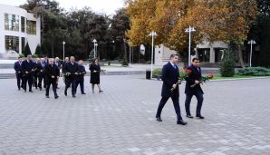 Naftalanda “Heydər Əliyev İli” çərçivəsində ağacəkmə aksiyası keçirilib -     FOTOLAR — foto 1
